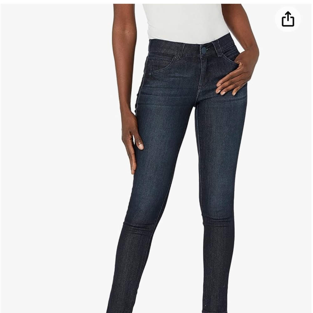 NWT democracy curve equality jeans size 8